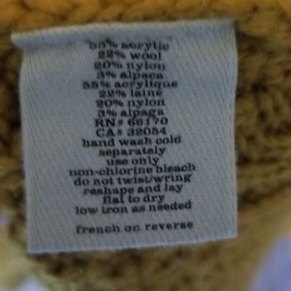 Ecote Cableknit Sweater Sz. Med - Picture 3 of 4